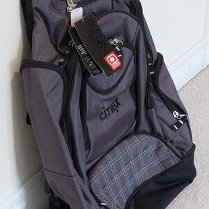 Laptop and tablet backpack / daypack - Ogio - new and impeccable - dark grey